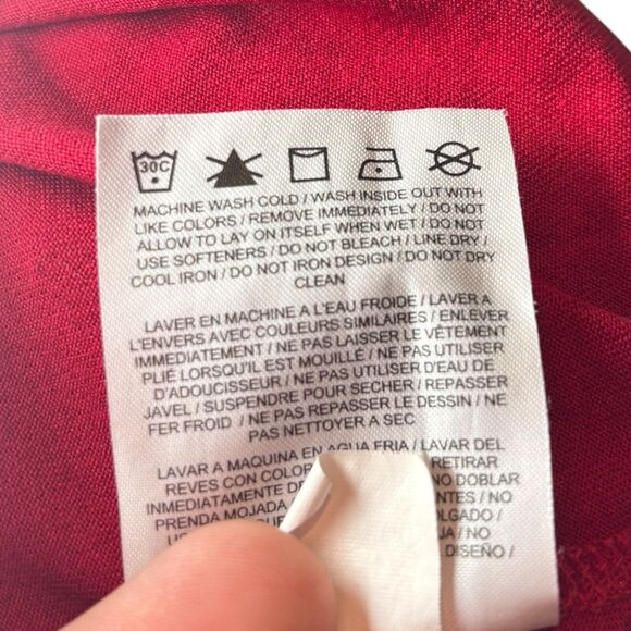 Nike Dri Fit Tank Size XS Red Sleeveless Workout Top Swoosh Performance Gym - Picture 7 of 7